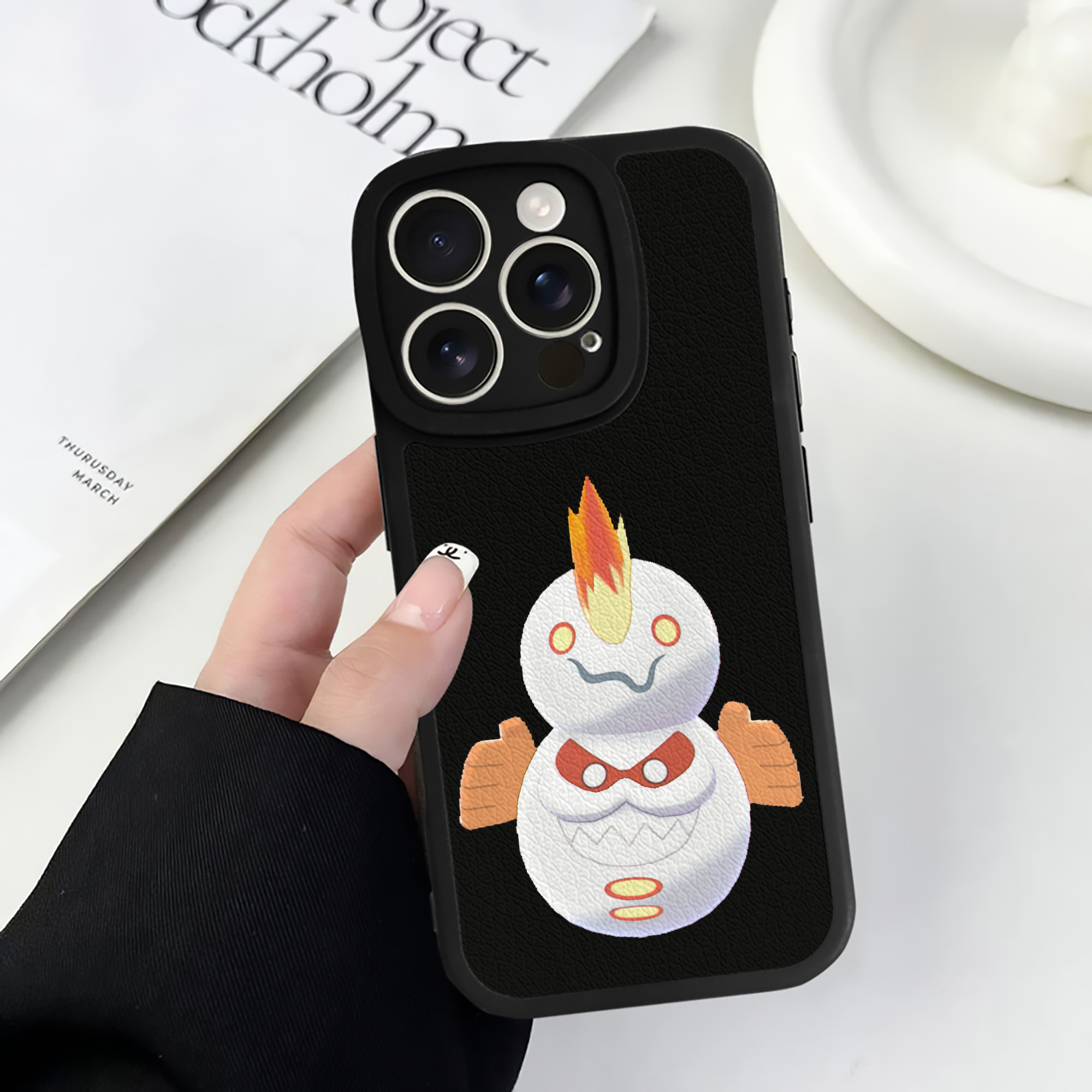 （画像用） ポケットモンスター Pokémon 【iPhone 16シリーズ対応】シリコンスマホケース（レザー調） 材質：シリコン